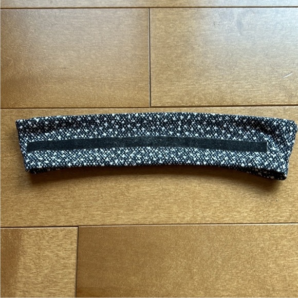 Lululemon Headband - Picture 3 of 4